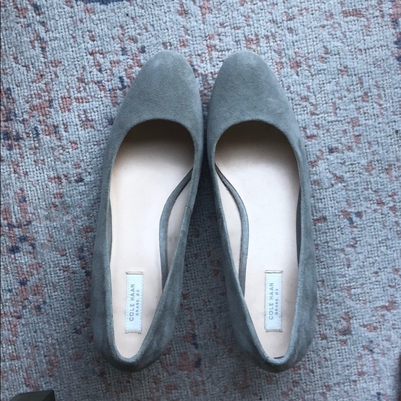 Cole haan gray suede pumps with 1 inch heel - Picture 1 of 5